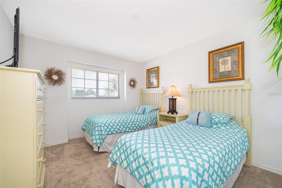 8612 LA ISLA DRIVE — photo 32 of 58
