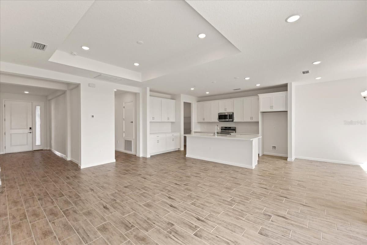 9584 VIBRANT LANE — photo 4 of 16