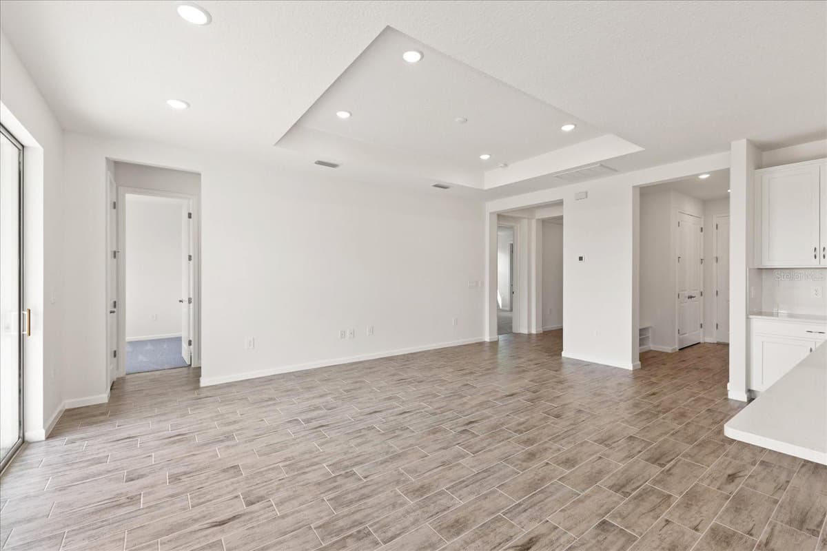 9584 VIBRANT LANE — photo 7 of 16