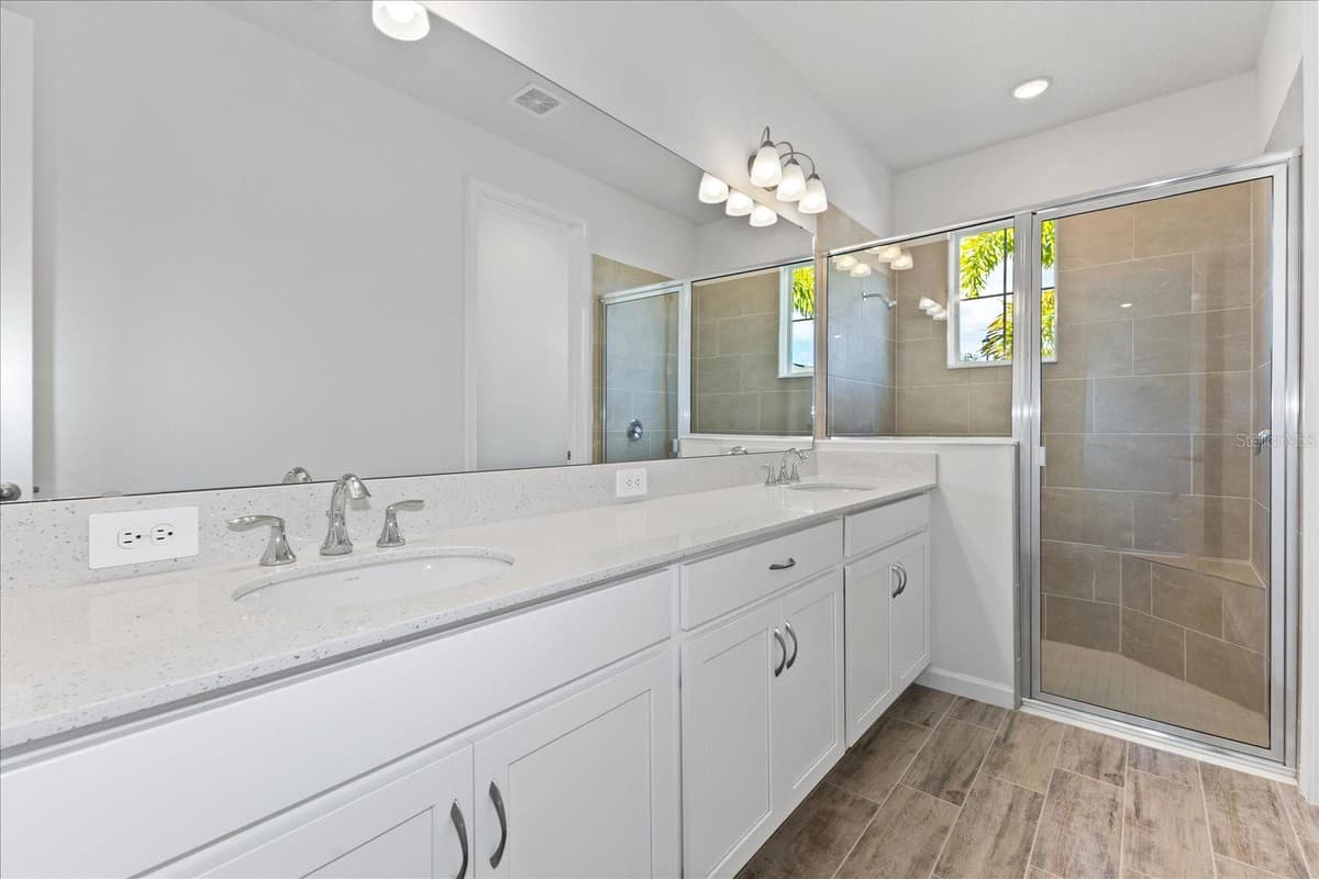 9584 VIBRANT LANE — photo 11 of 16