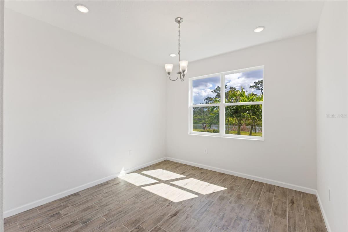 9584 VIBRANT LANE — photo 8 of 16