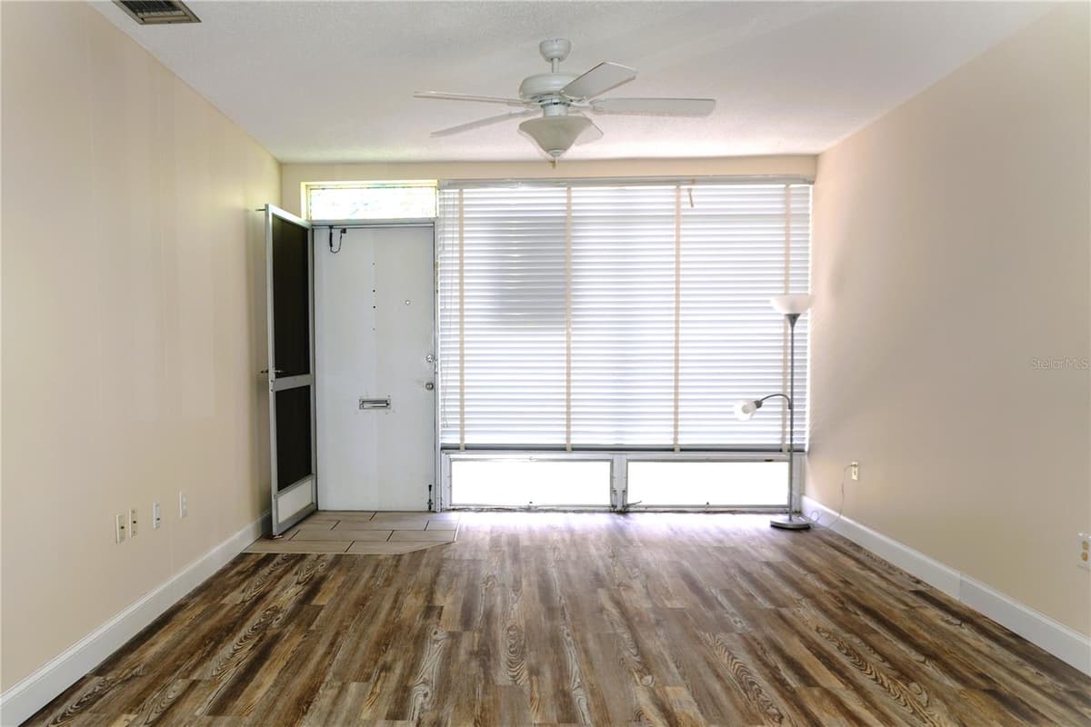 4349 TAHITIAN GARDENS CIRCLE — photo 12 of 31