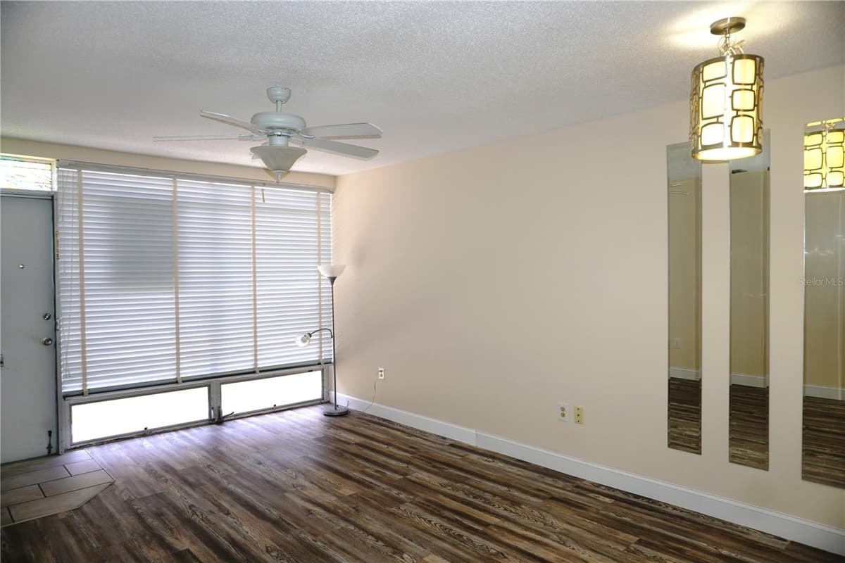 4349 TAHITIAN GARDENS CIRCLE — photo 14 of 31