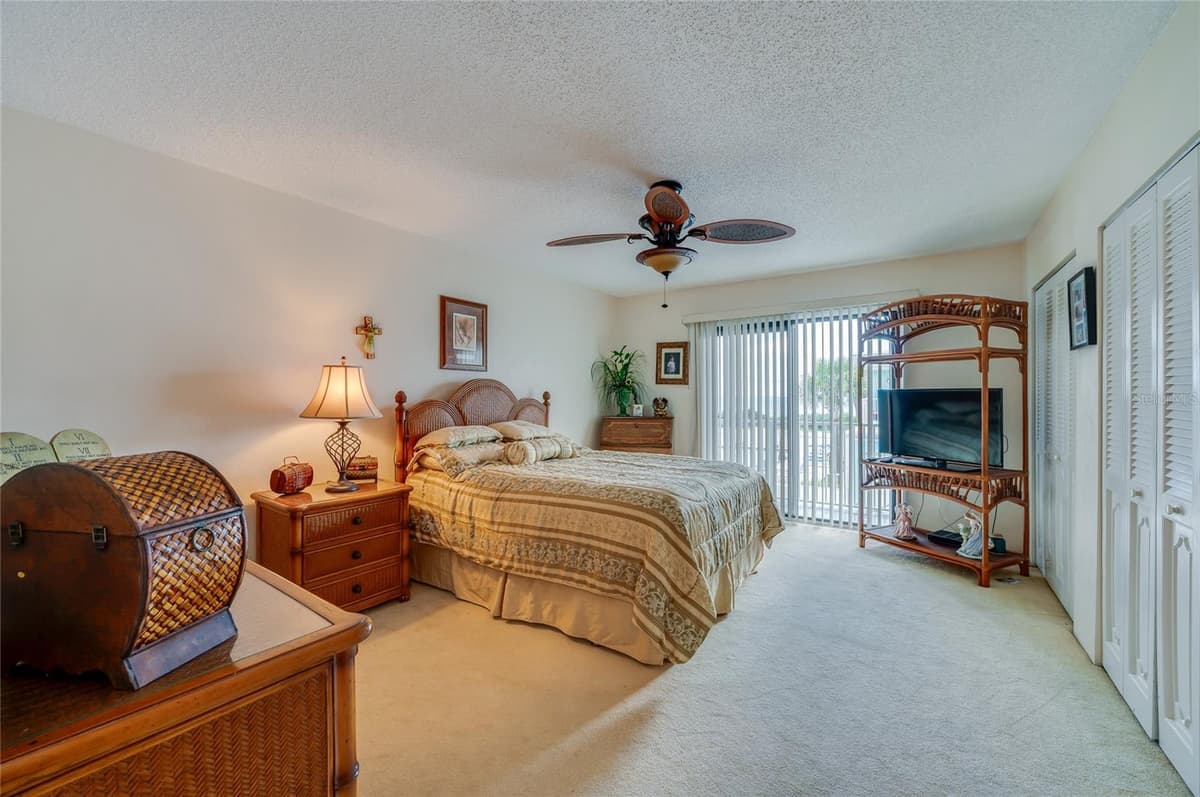2850 OCEAN SHORE BOULEVARD — photo 18 of 39