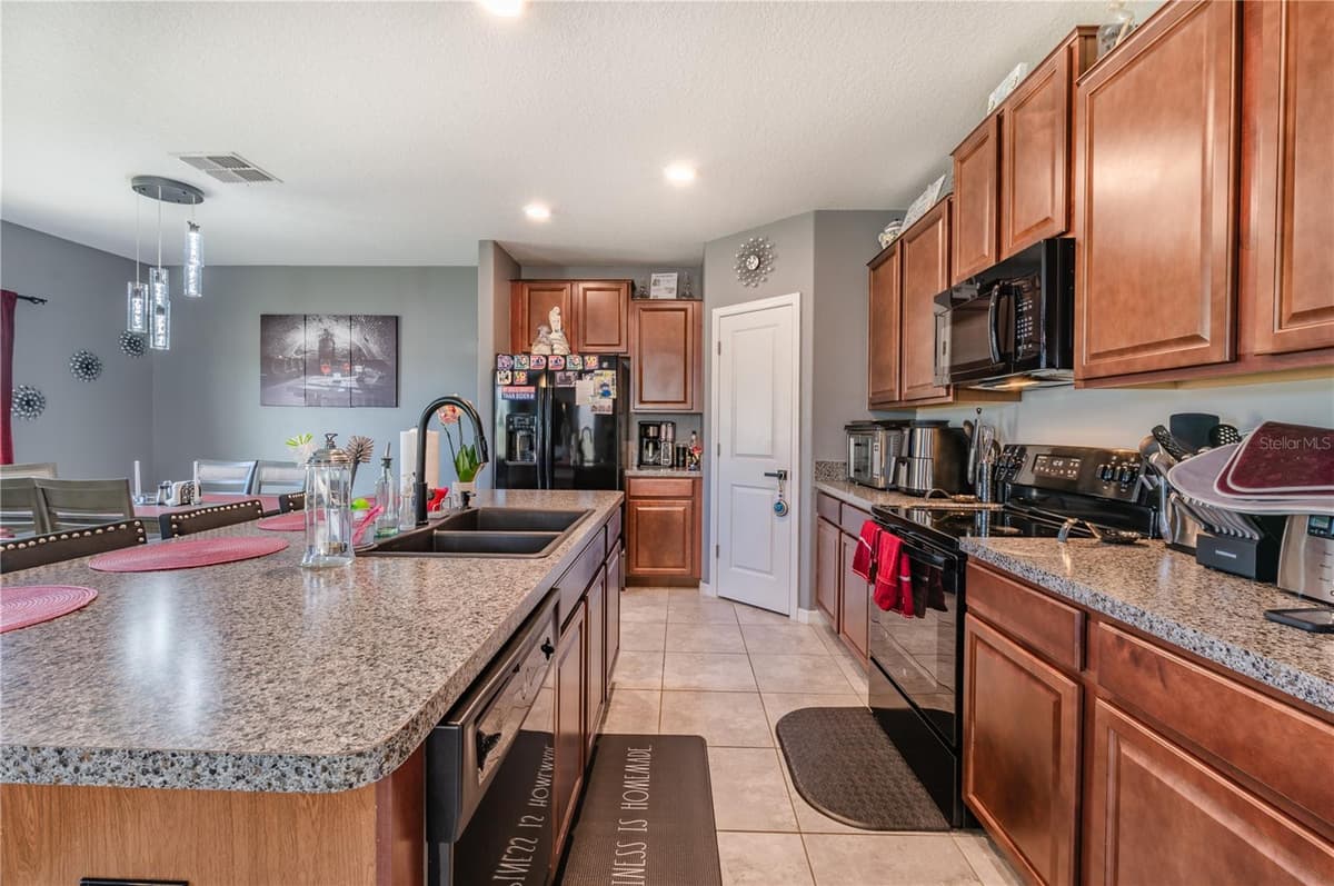 409 SERENITY MILL LOOP — photo 16 of 33