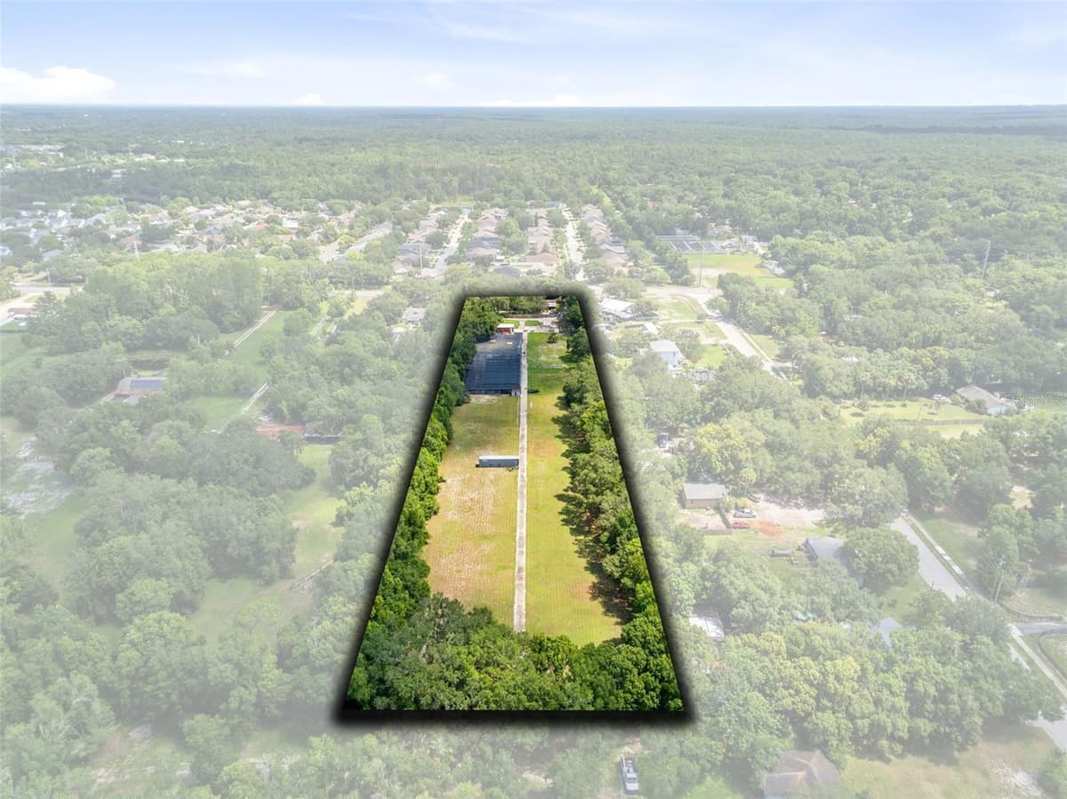 424 WELCH ROAD — photo 4 of 18