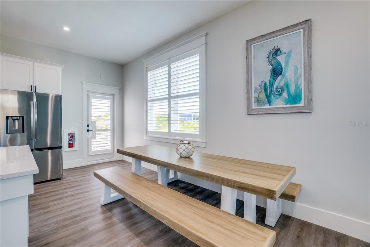 2102 AVENUE B — photo 15 of 71