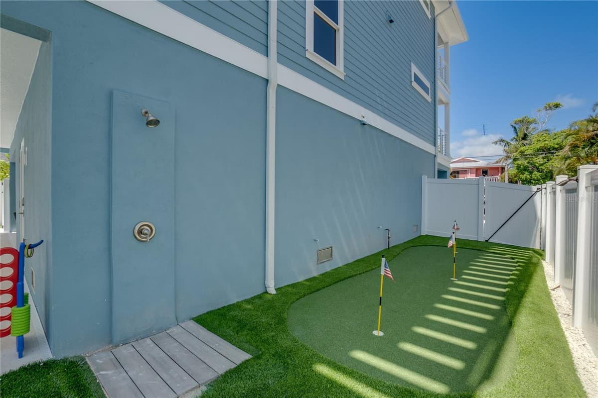 2102 AVENUE B — photo 60 of 71