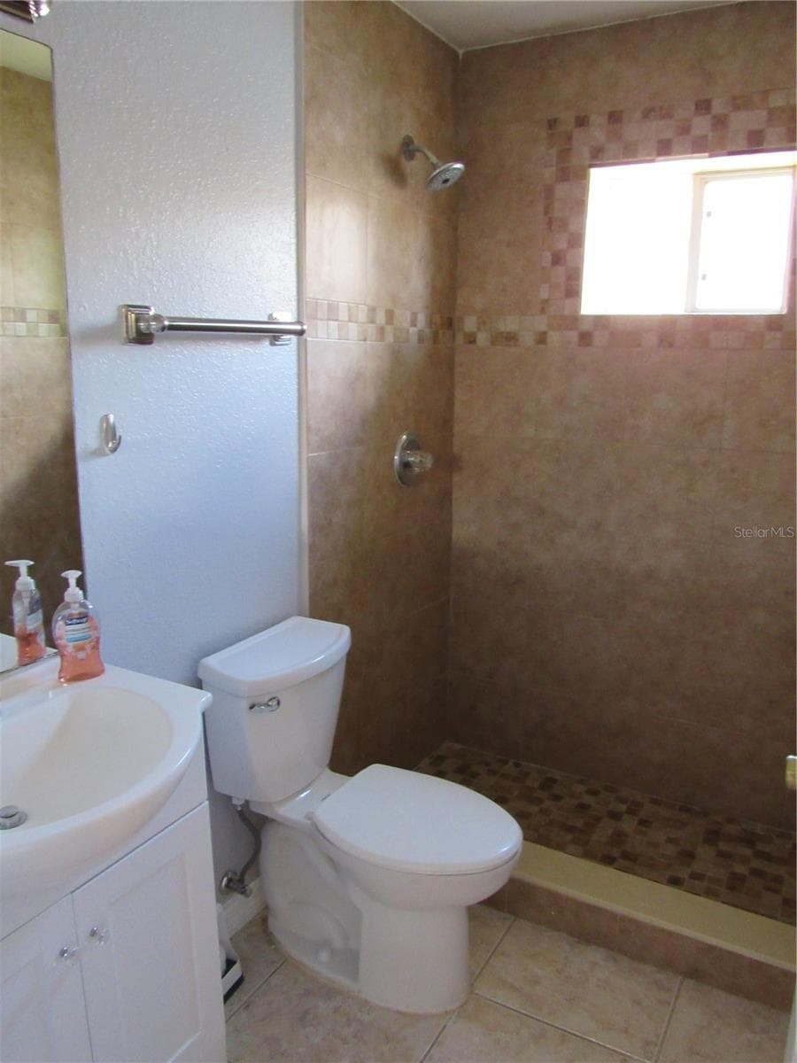 663 JAGUAR COURT — photo 9 of 14