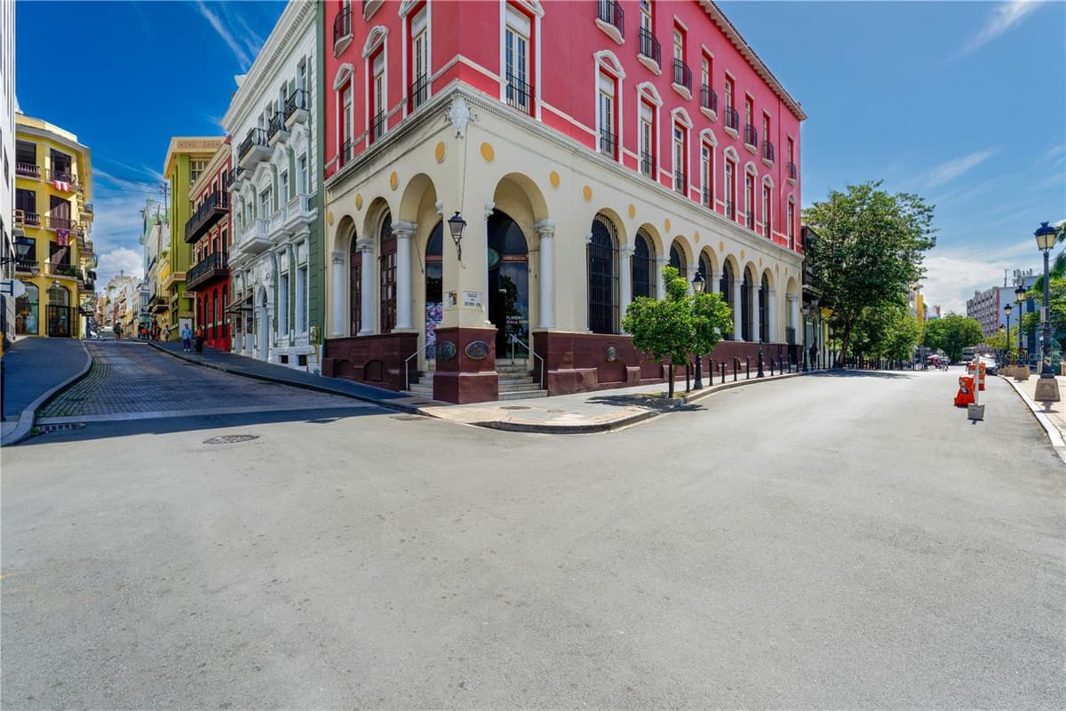 255 SAN JUSTO STREET — photo 9 of 10