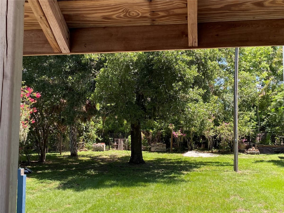 510 OAK STREET — photo 15 of 17