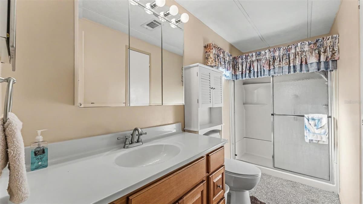 5013 FOXWOOD BOULEVARD — photo 19 of 50