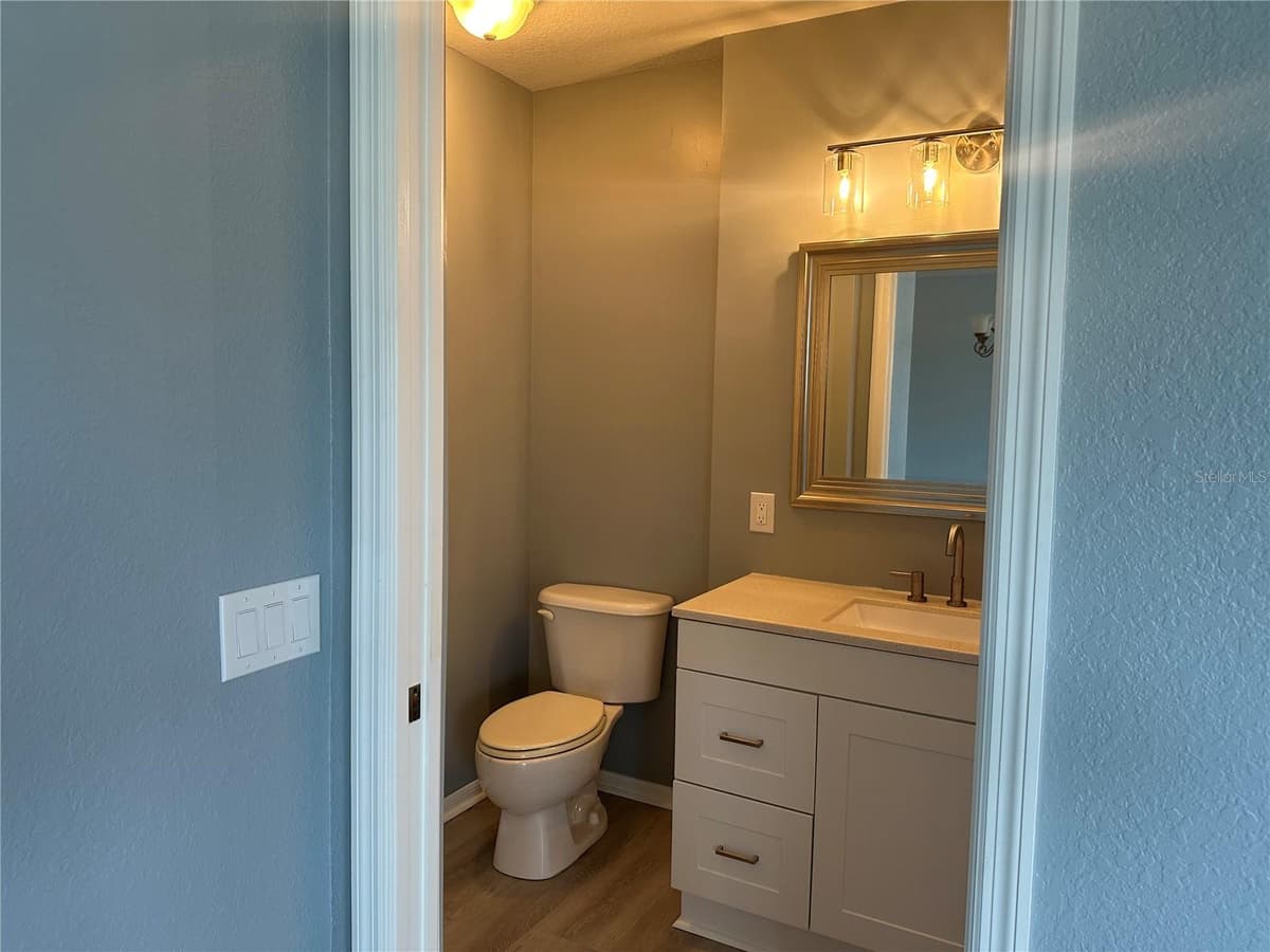 2140 HERON LAKE DRIVE — photo 21 of 42