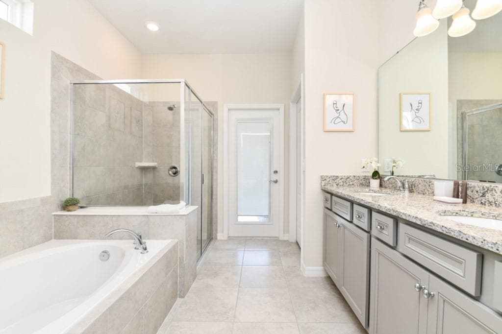 7252 OAKMOSS LOOP — photo 20 of 48