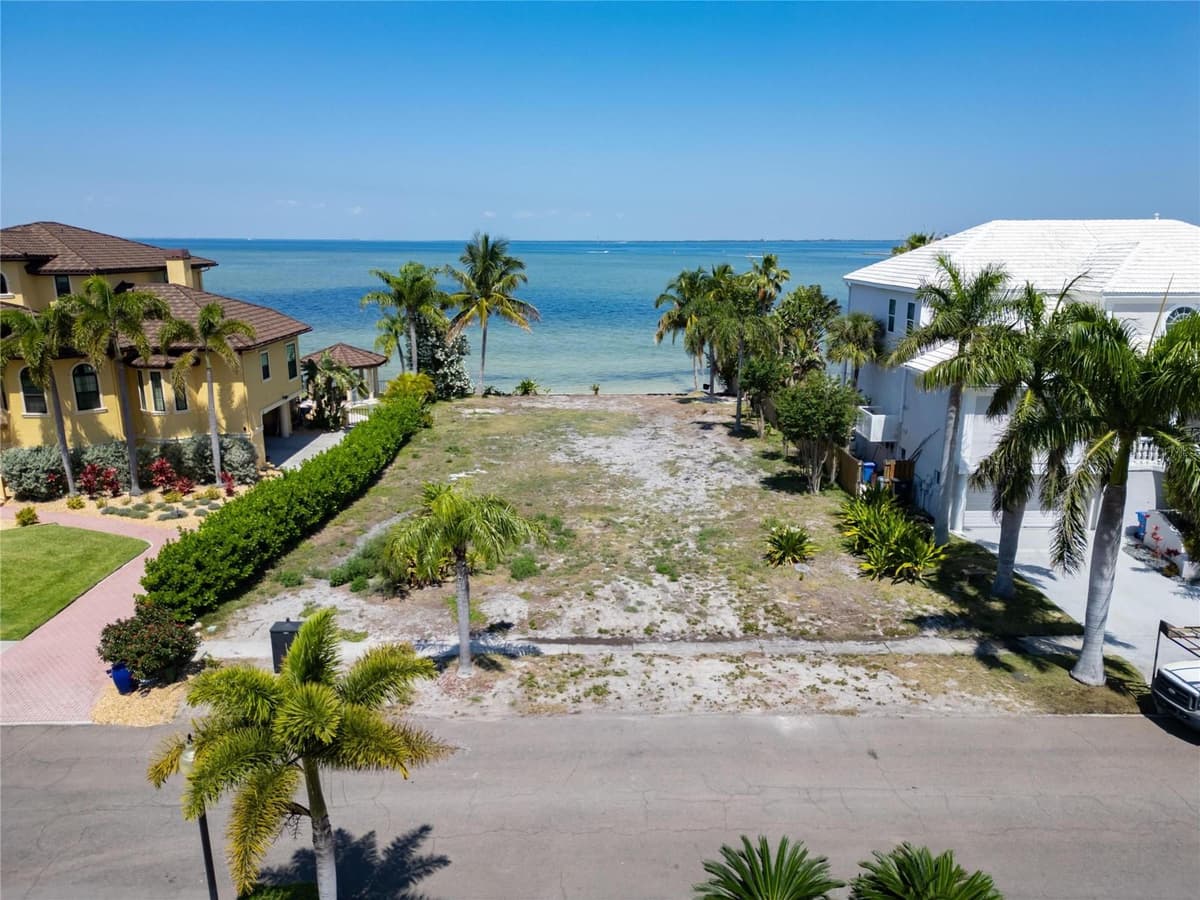1013 SYMPHONY ISLES BOULEVARD — photo 14 of 21
