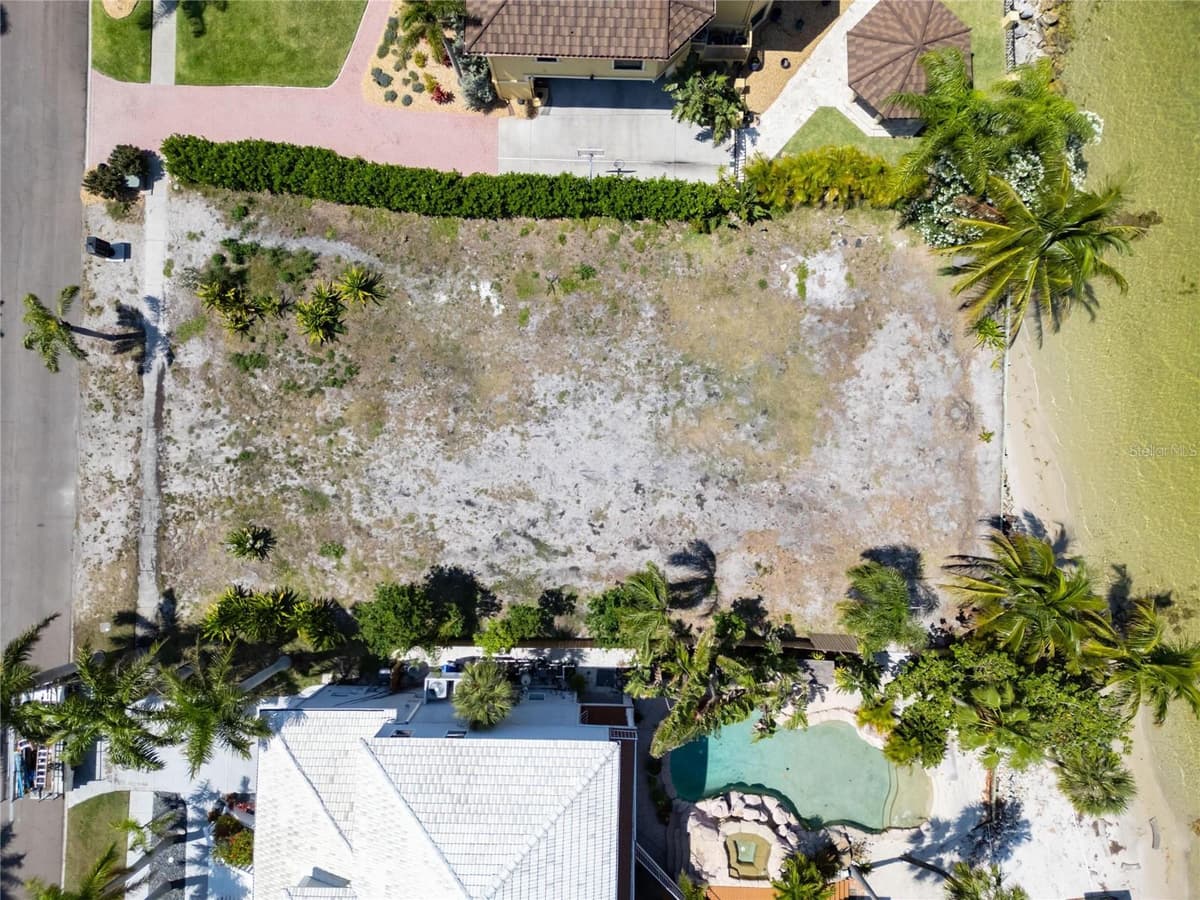 1013 SYMPHONY ISLES BOULEVARD — photo 12 of 21