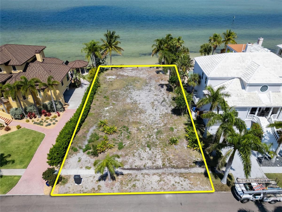 1013 SYMPHONY ISLES BOULEVARD — photo 2 of 21