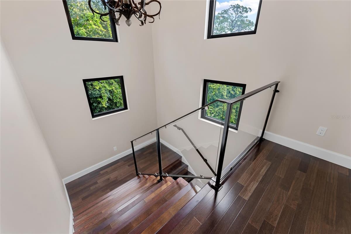 200 JOHN ANDERSON DRIVE — photo 45 of 90