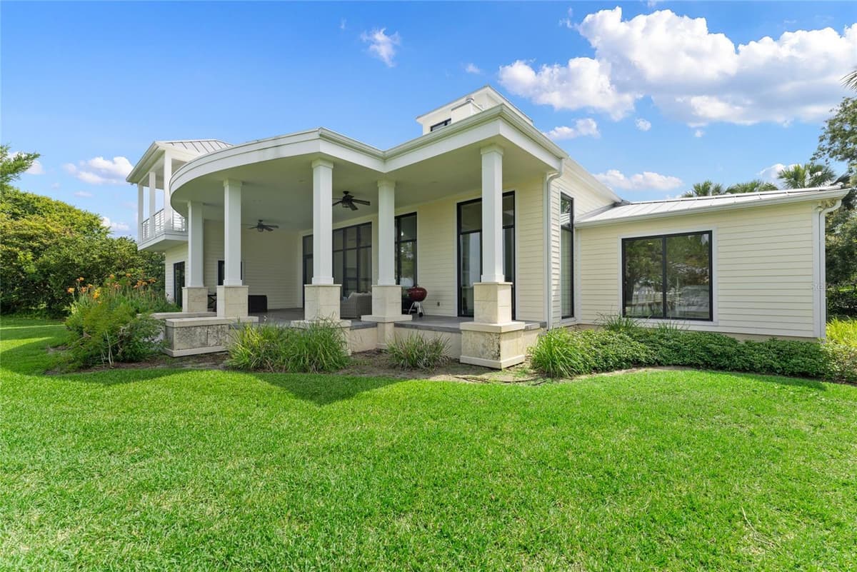 200 JOHN ANDERSON DRIVE — photo 84 of 90