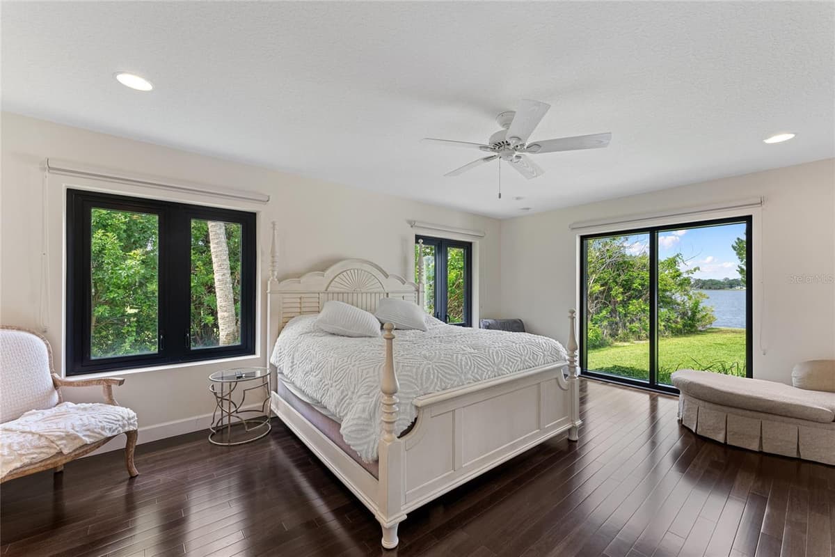 200 JOHN ANDERSON DRIVE — photo 24 of 90