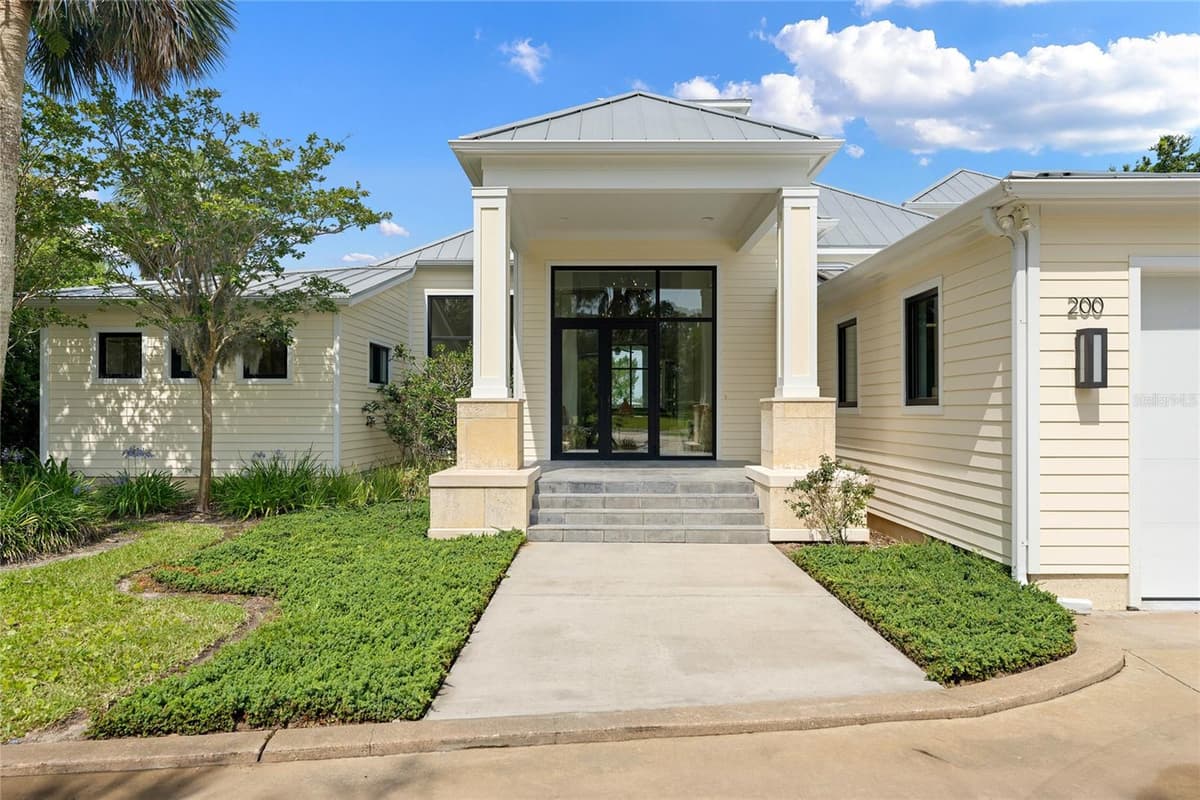 200 JOHN ANDERSON DRIVE — photo 4 of 90