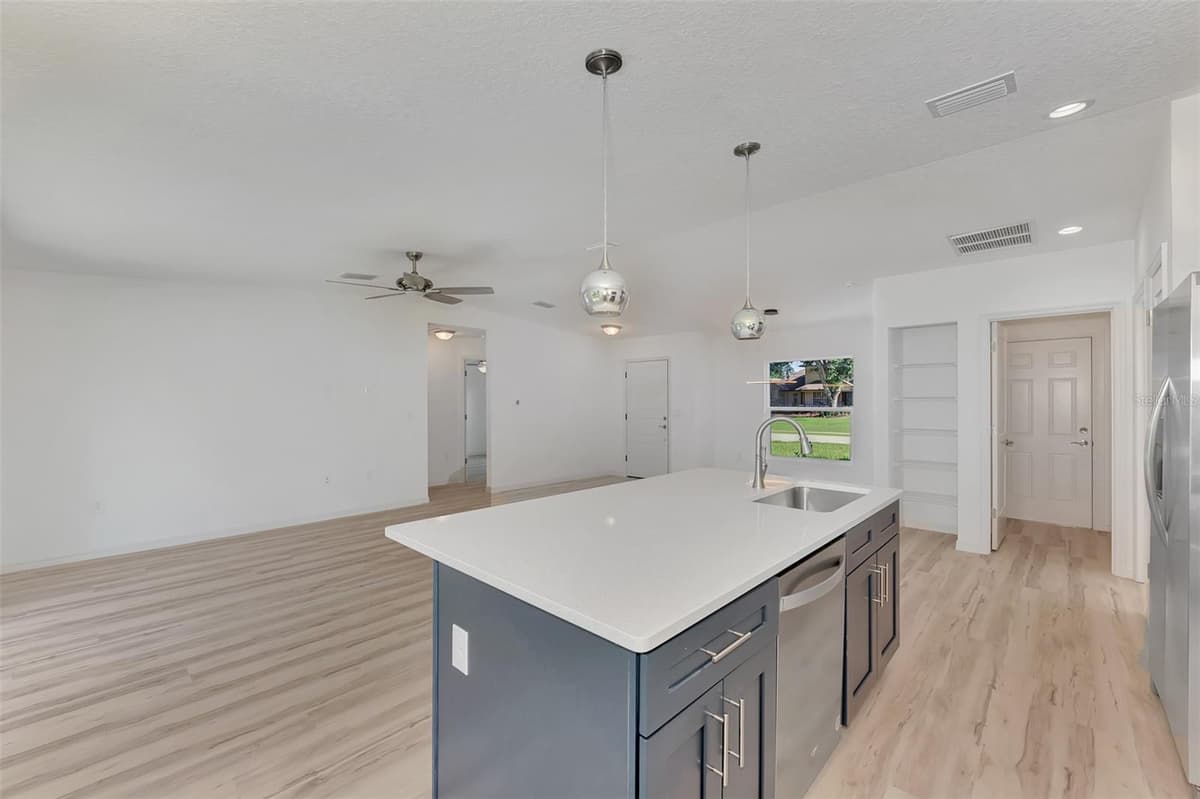 3847 PRICE BOULEVARD — photo 20 of 41