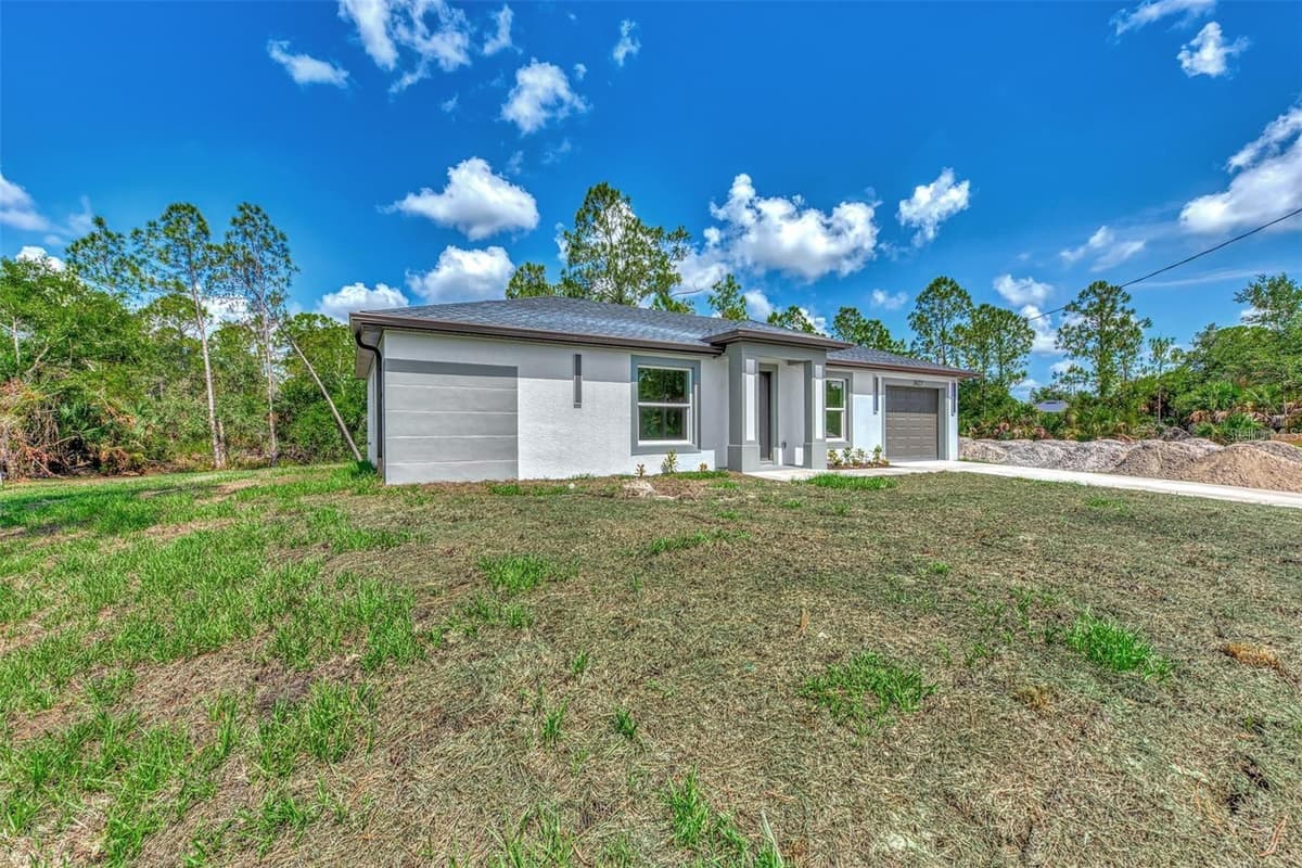 4637 CORBETT LANE — photo 3 of 28