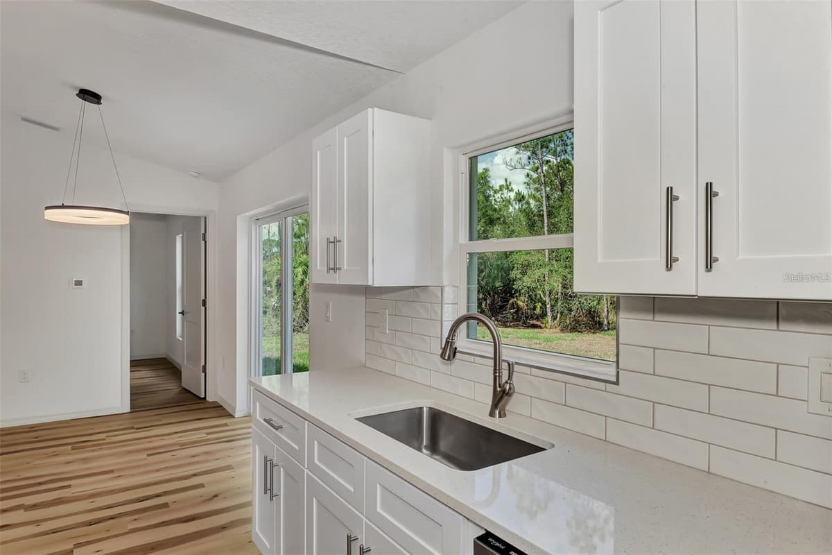 4637 CORBETT LANE — photo 16 of 28