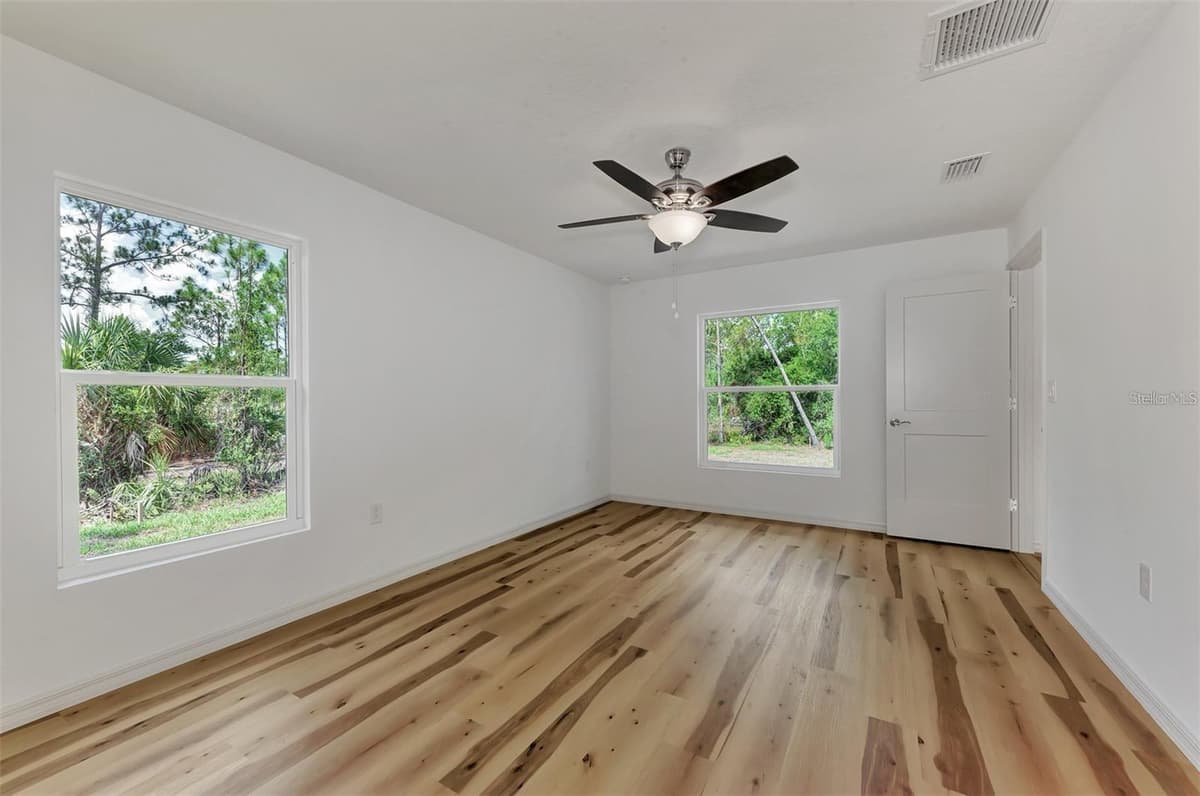 4637 CORBETT LANE — photo 22 of 28
