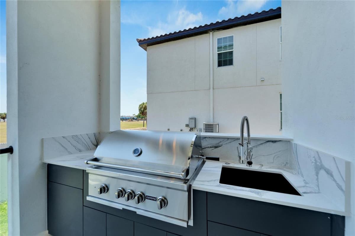 517 TREVISO DRIVE — photo 81 of 96