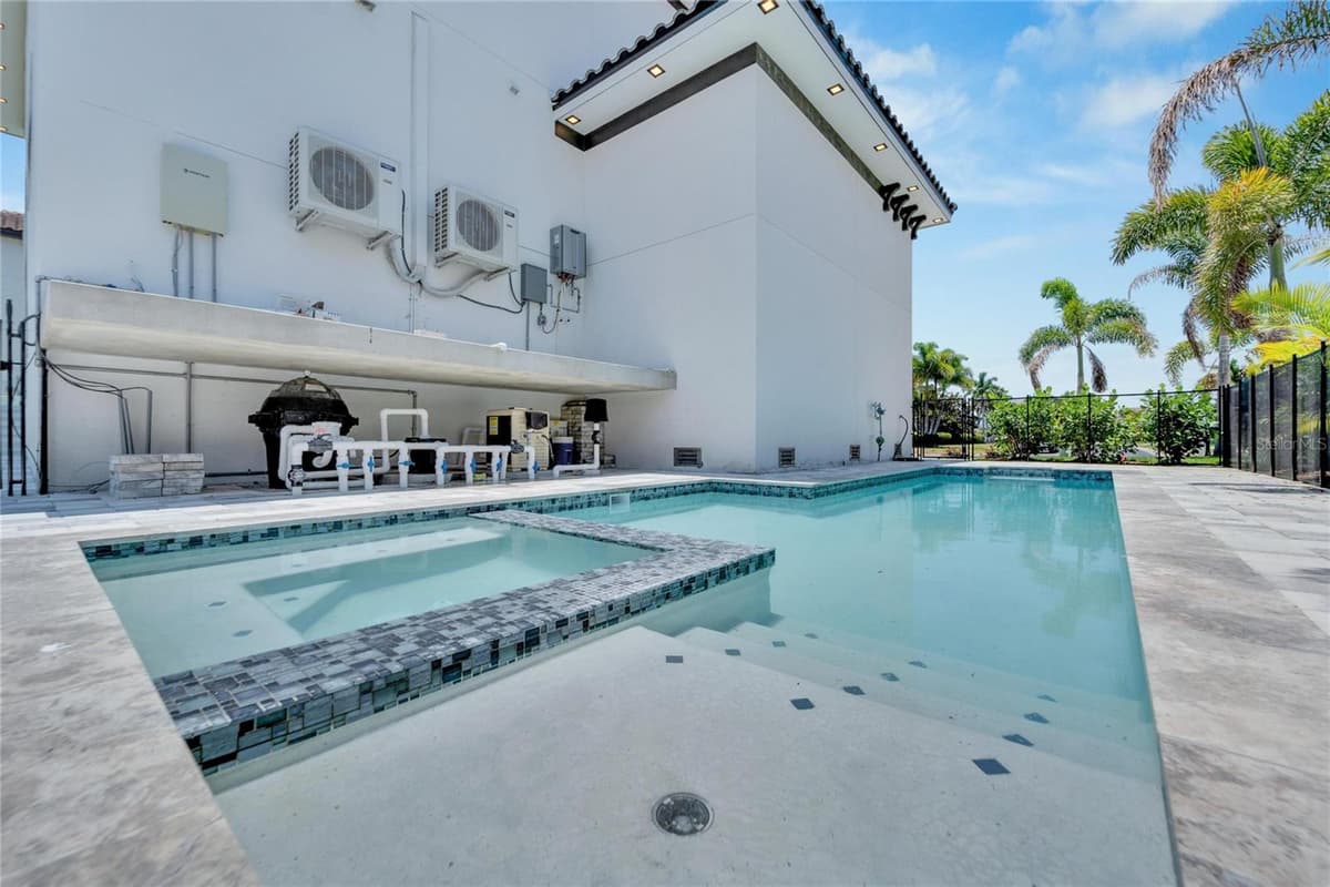 517 TREVISO DRIVE — photo 87 of 96