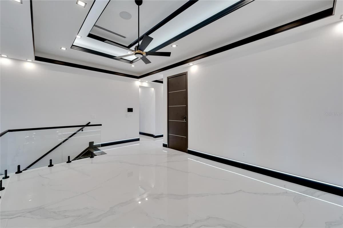 517 TREVISO DRIVE — photo 39 of 96