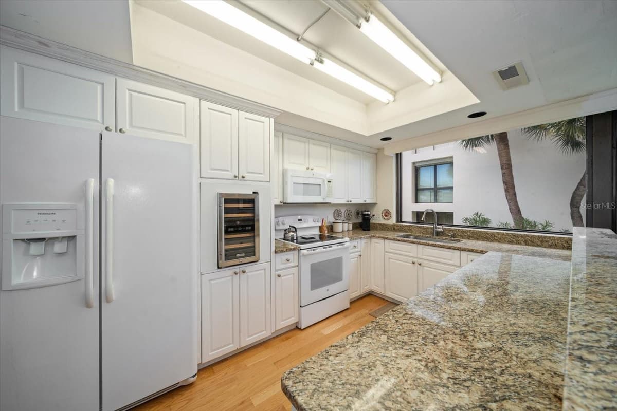 50 COE ROAD — photo 10 of 53