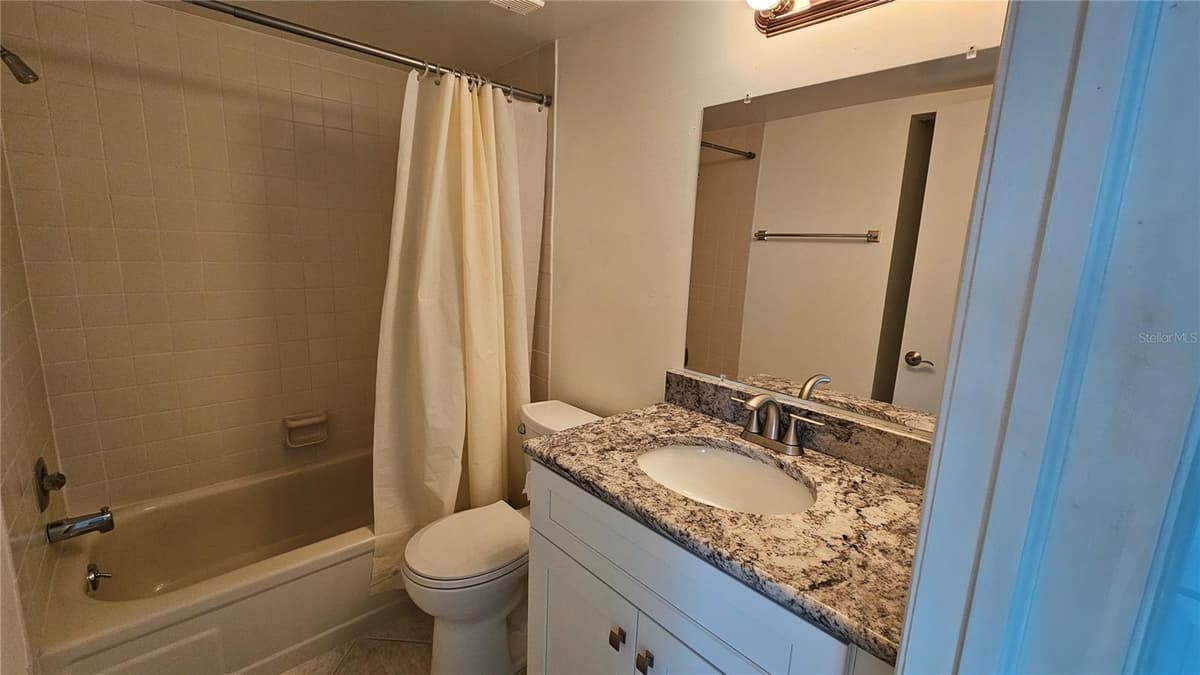 6177 SUN BOULEVARD — photo 18 of 32