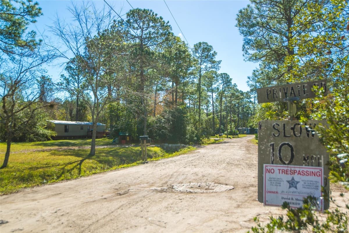 1211 CYPRESS ROAD — photo 19 of 70
