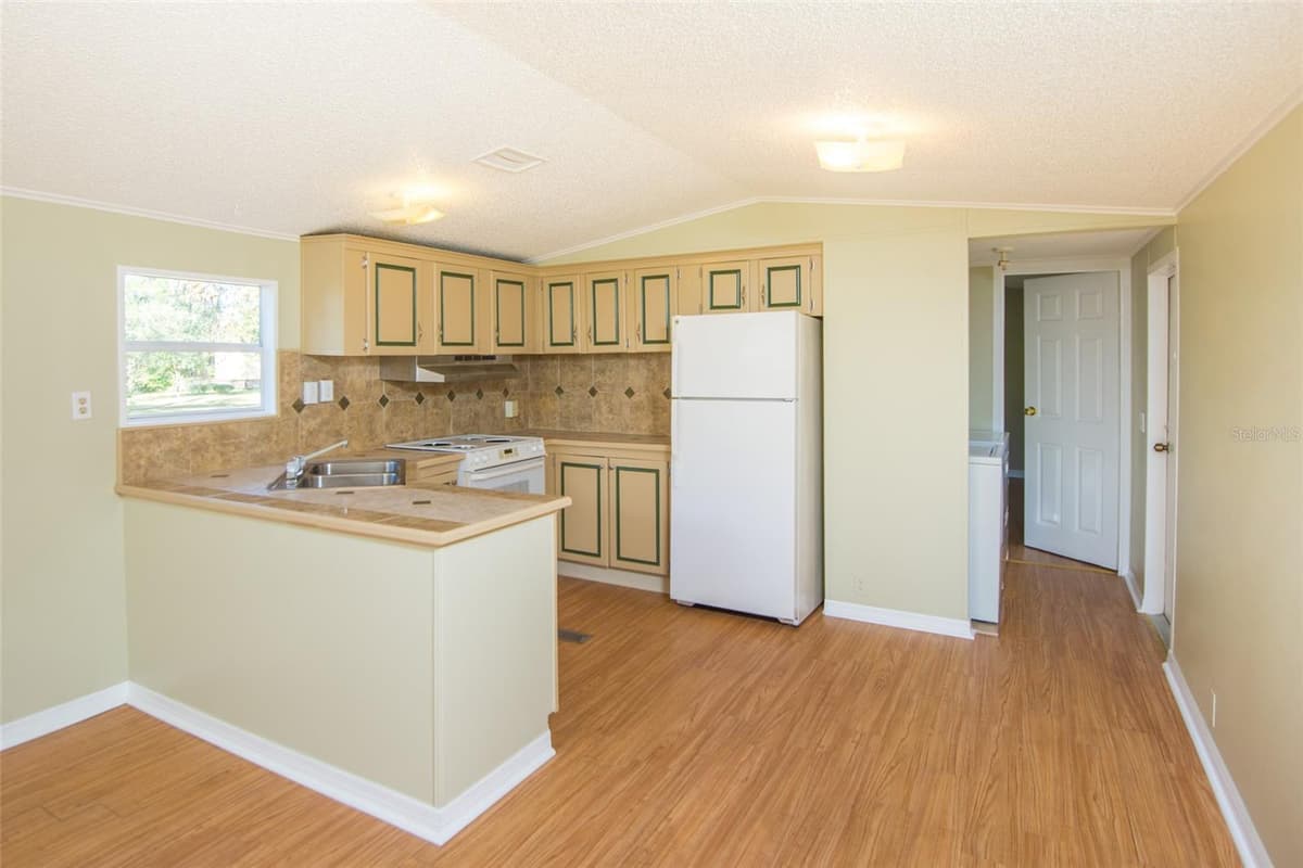 1211 CYPRESS ROAD — photo 52 of 70