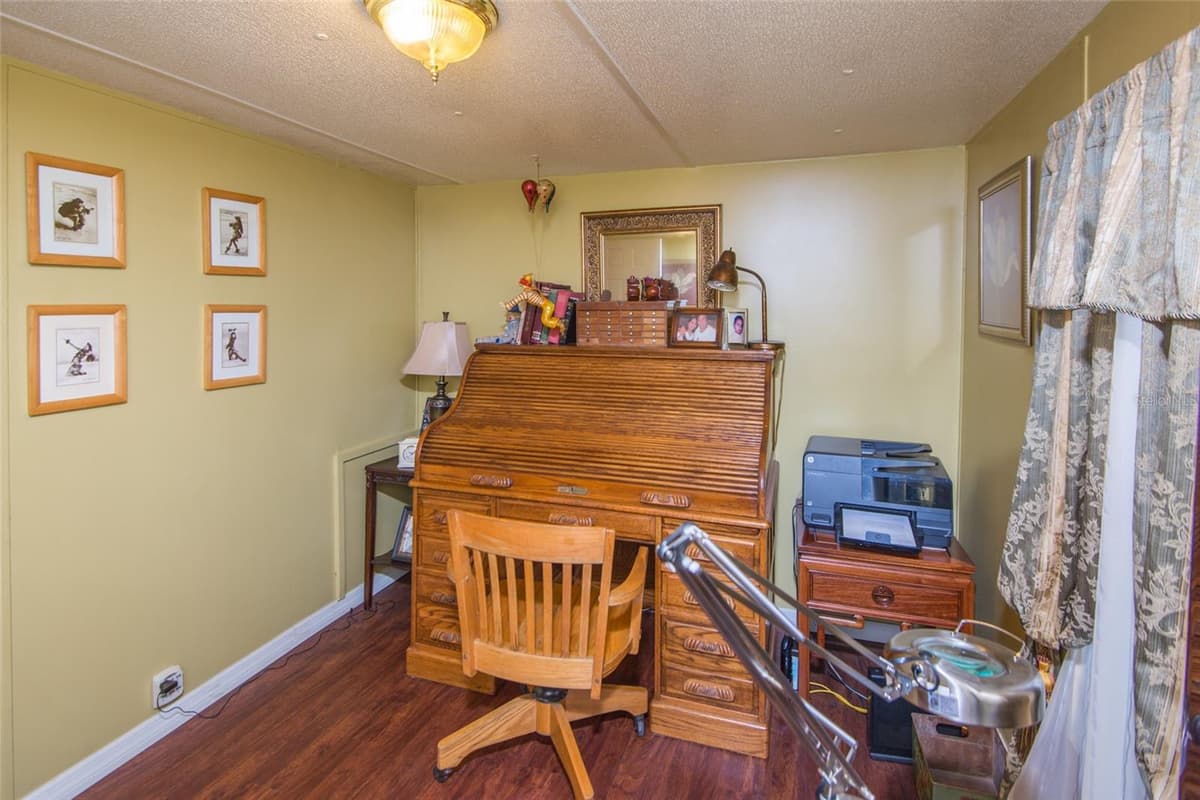 1211 CYPRESS ROAD — photo 47 of 70