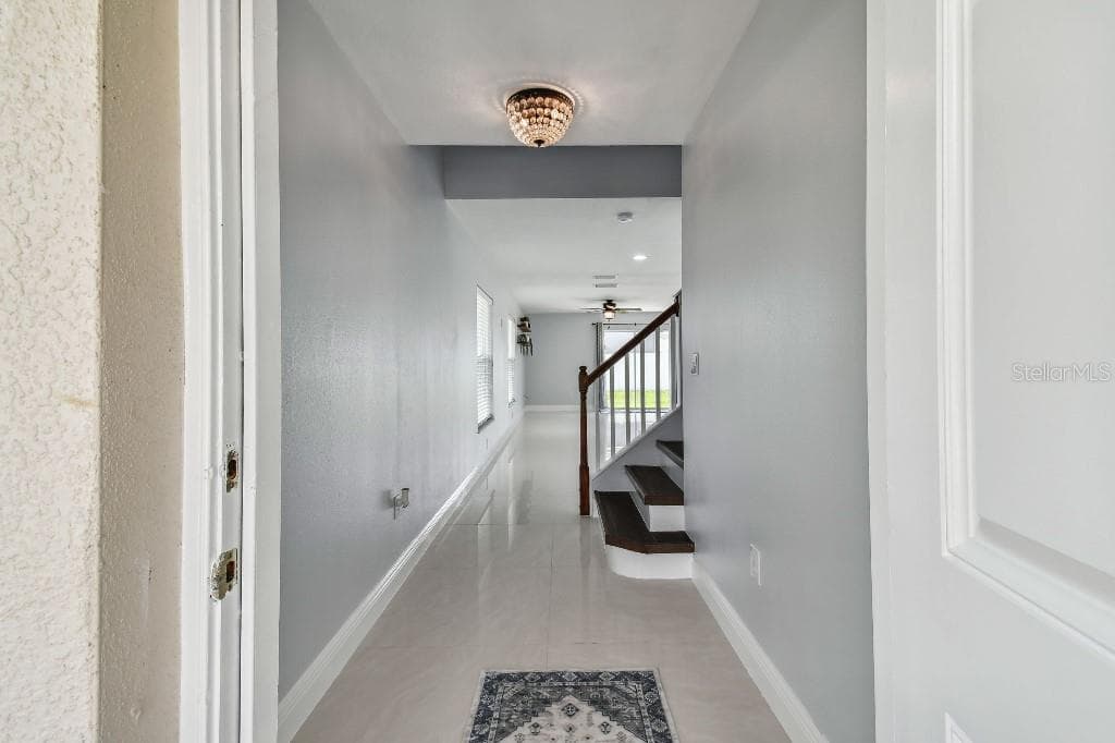 17350 GARDEN HEATH COURT — photo 3 of 27