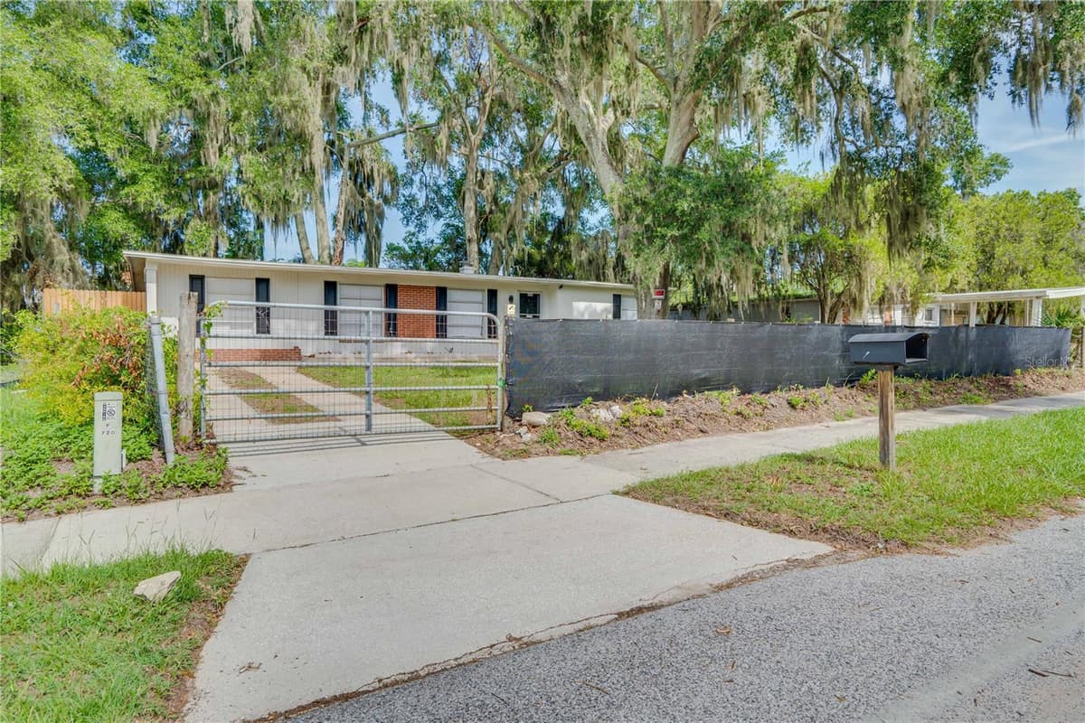 444 CASTILLO TERRACE — photo 4 of 24
