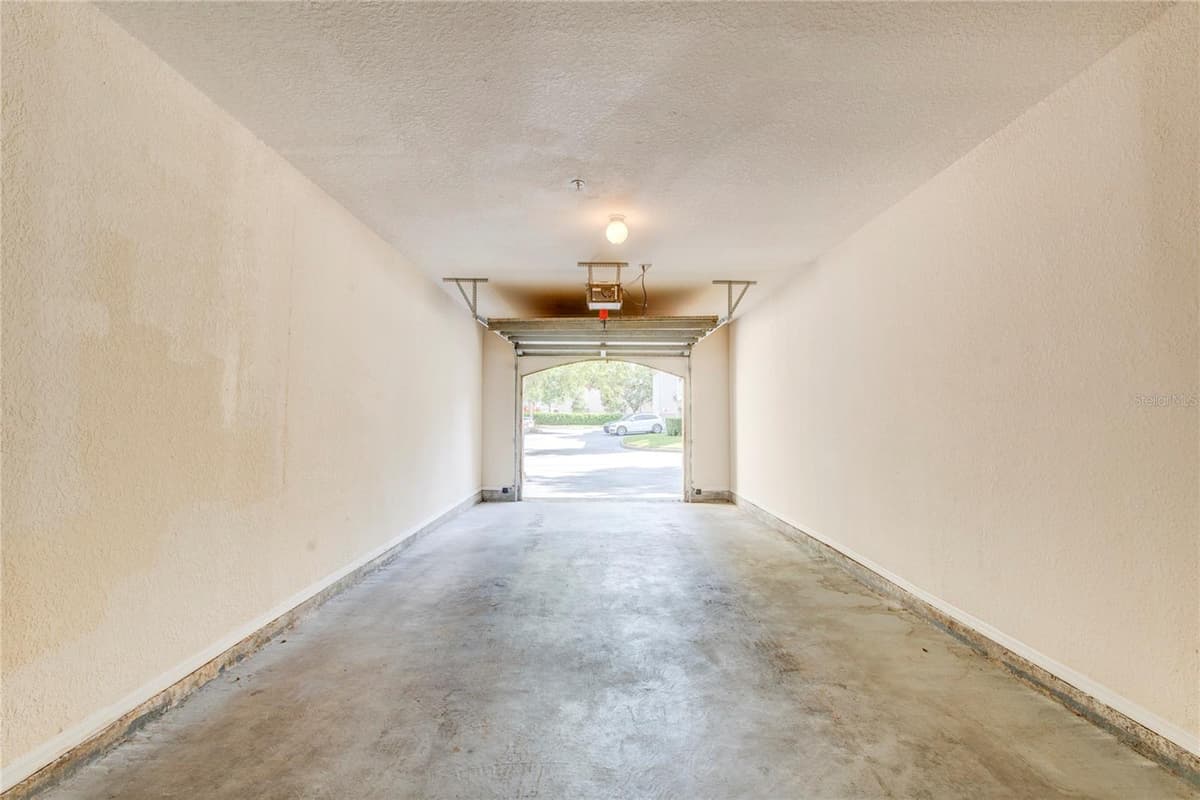 823 CAMARGO WAY — photo 18 of 20