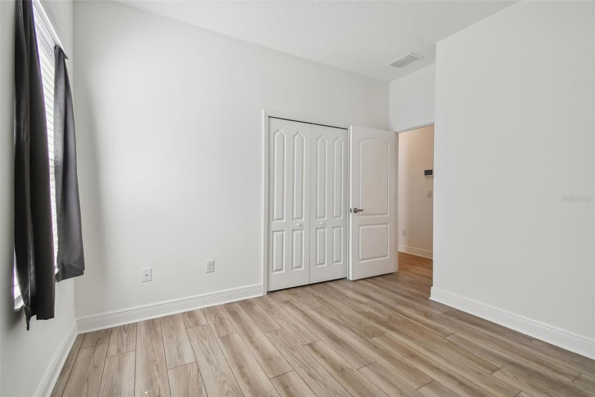 10417 CROOKED CREEK COURT — photo 20 of 47