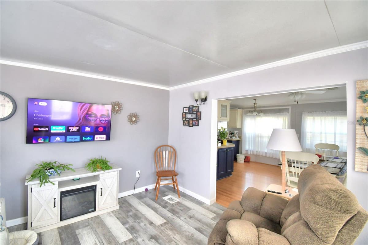 251 PATTERSON ROAD — photo 10 of 52