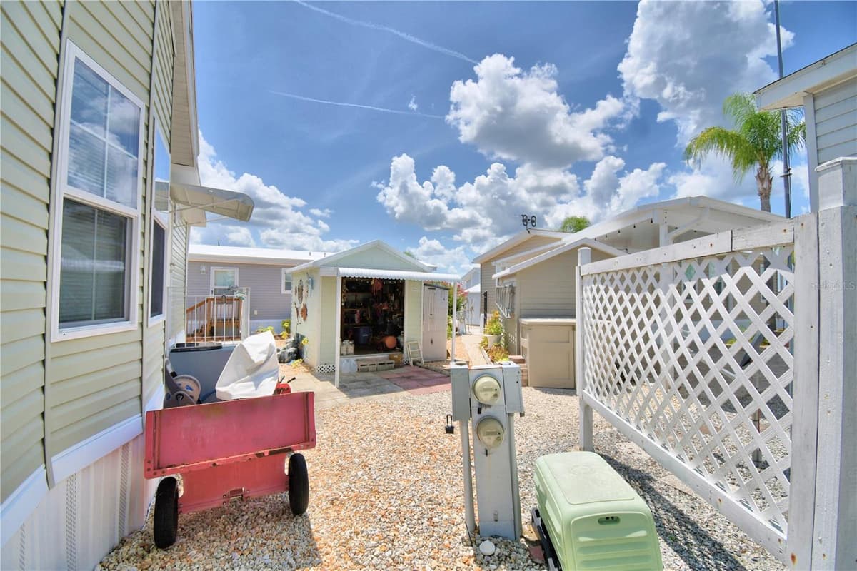 251 PATTERSON ROAD — photo 38 of 52