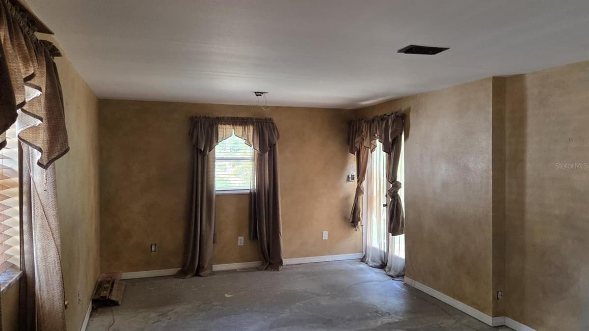 8665 MOCKINGBIRD LANE — photo 34 of 71