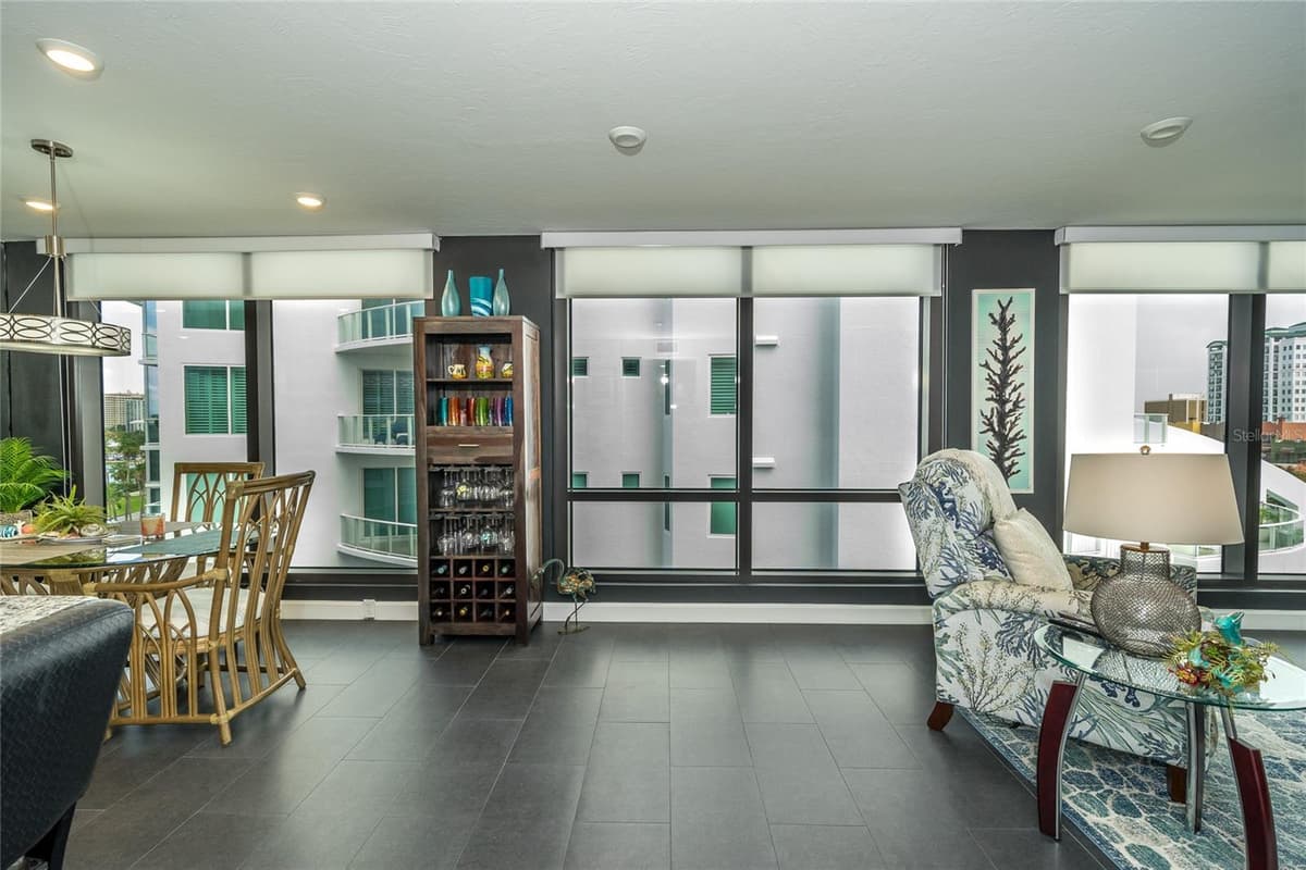 707 GULFSTREAM AVENUE — photo 8 of 55
