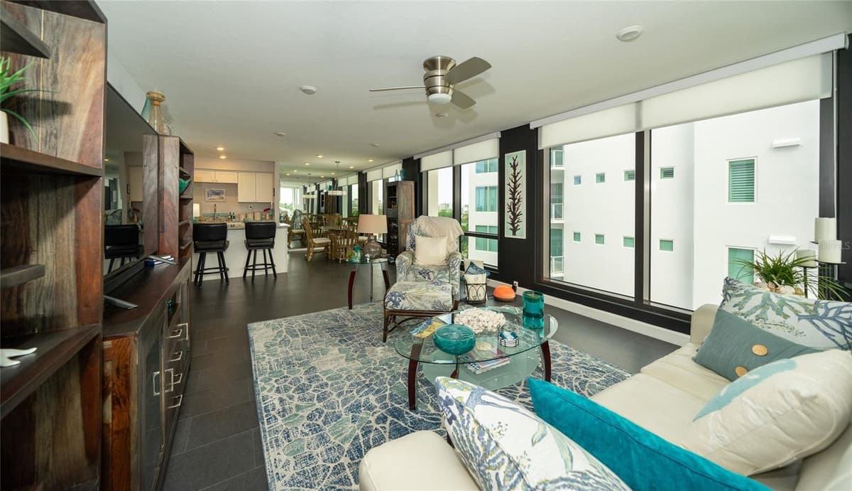 707 GULFSTREAM AVENUE — photo 13 of 55