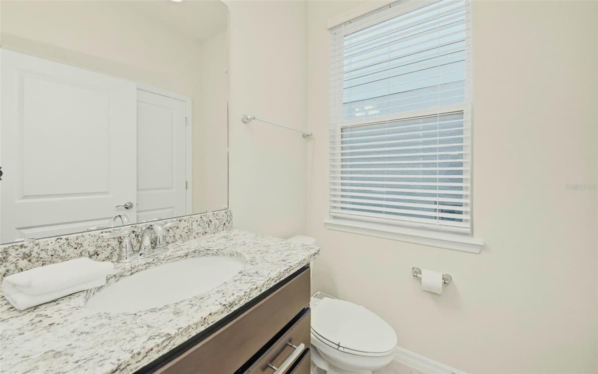 4063 LANA AVENUE — photo 16 of 31
