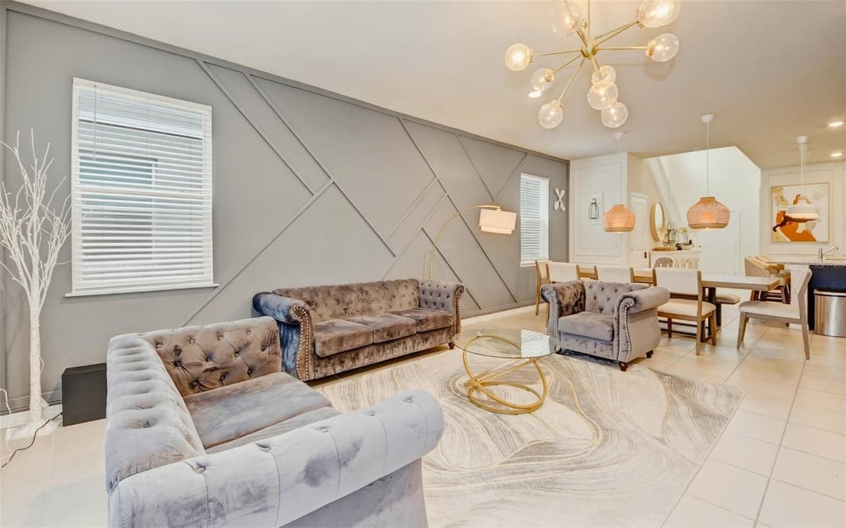 4063 LANA AVENUE — photo 3 of 31