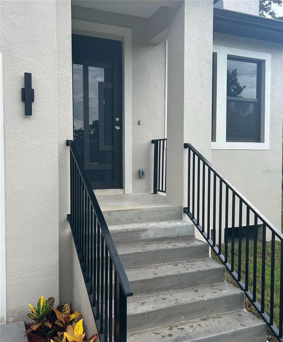 2122 BIRD ST. — photo 8 of 12