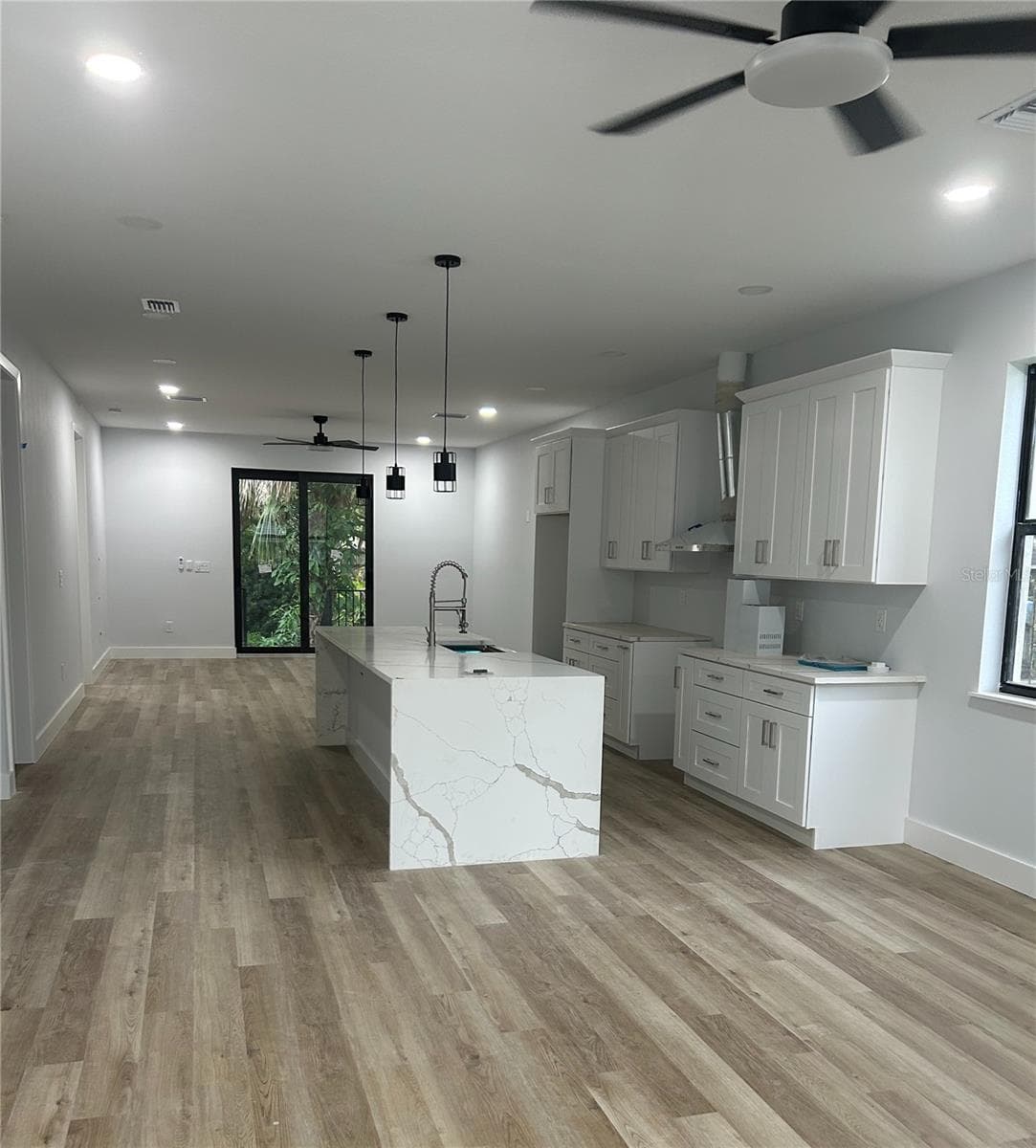 2122 BIRD ST. — photo 3 of 12